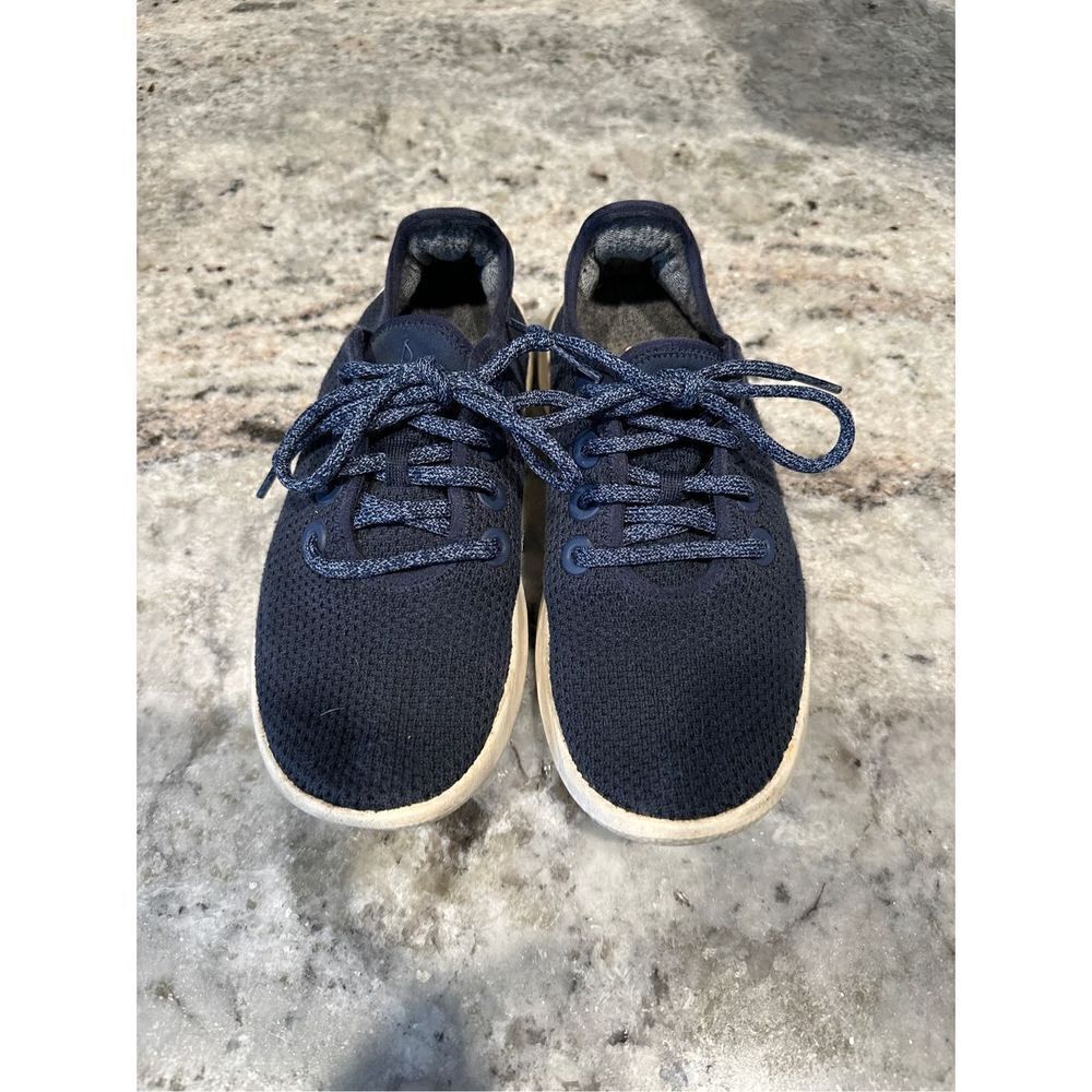Allbirds Navy Tree Runner Women’s 6